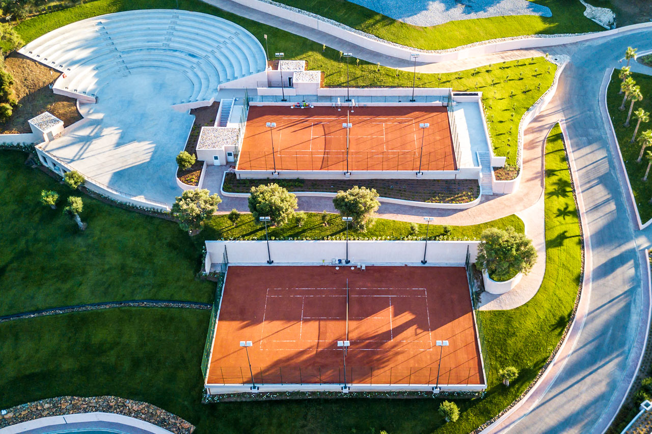 Tennis