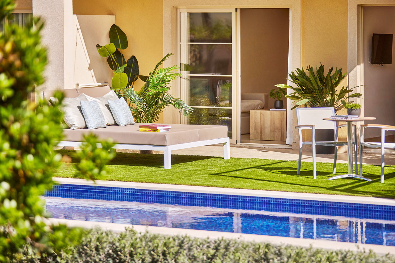 Tvårumslägenhet med poolaccess till gemensam pool