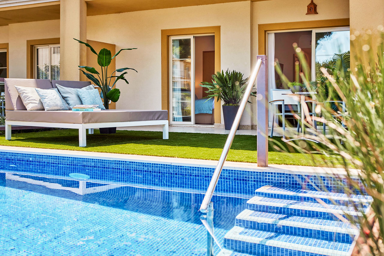 Tvårumslägenhet med privat pool