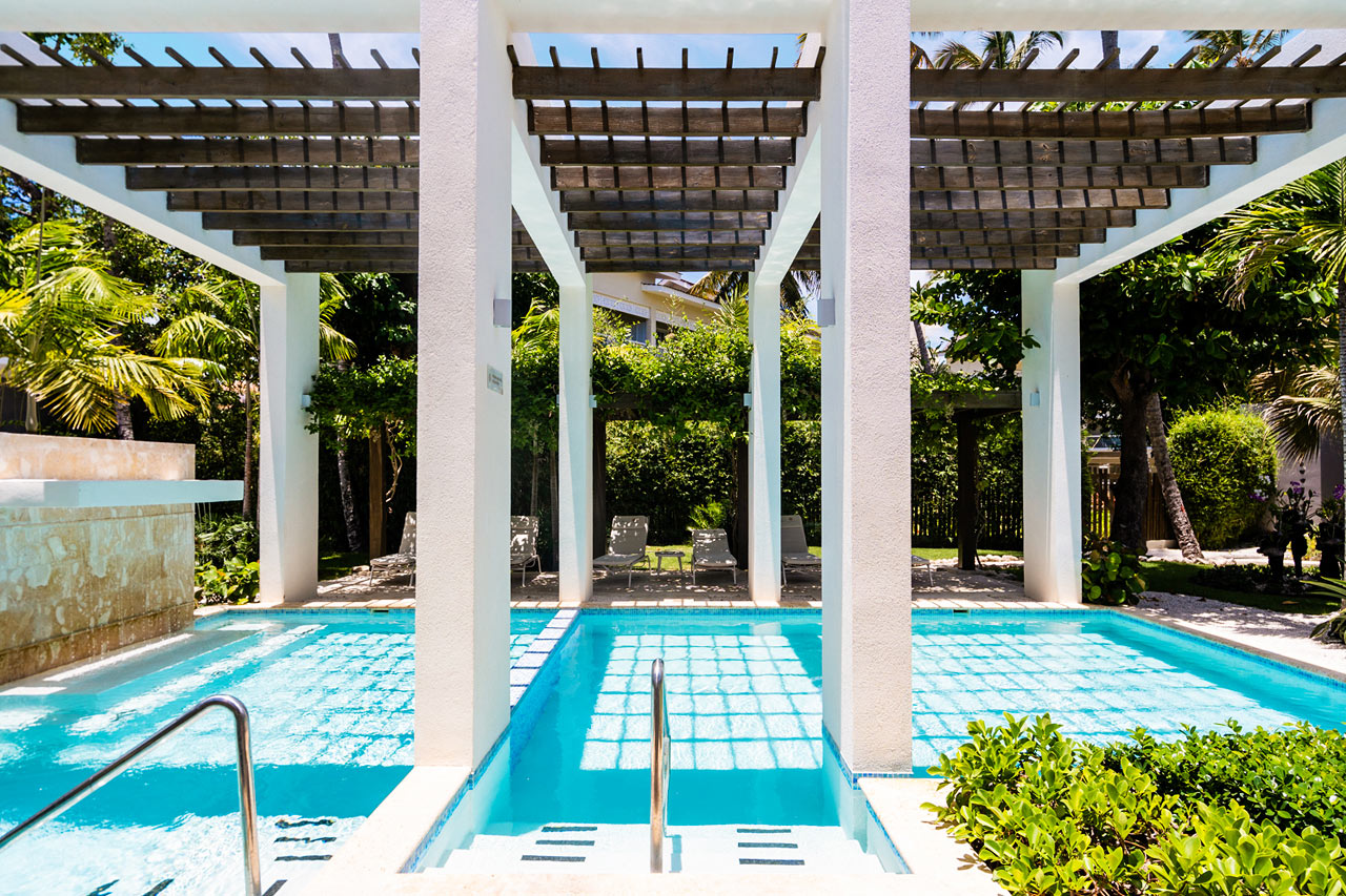 Pool vid hotellets spa