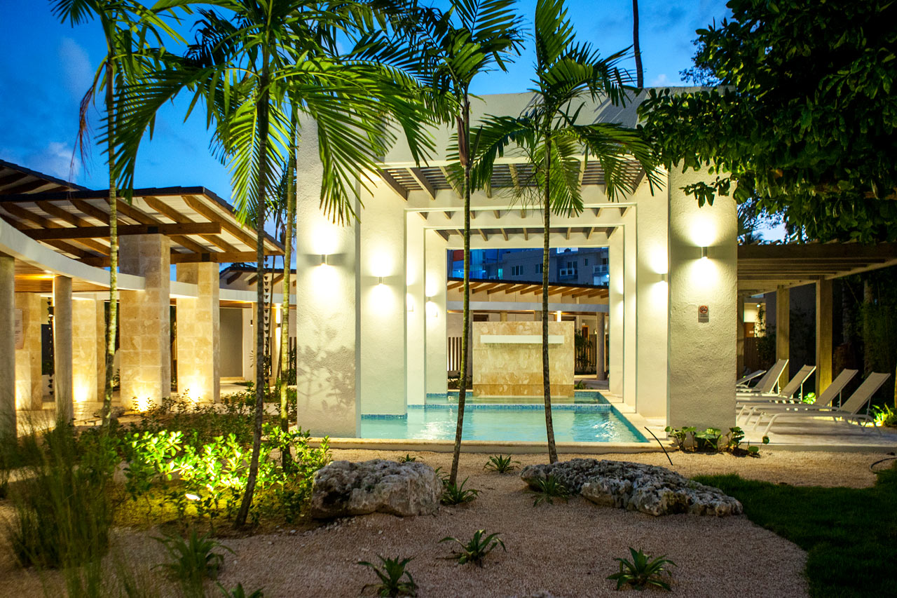 Pool vid hotellets spa
