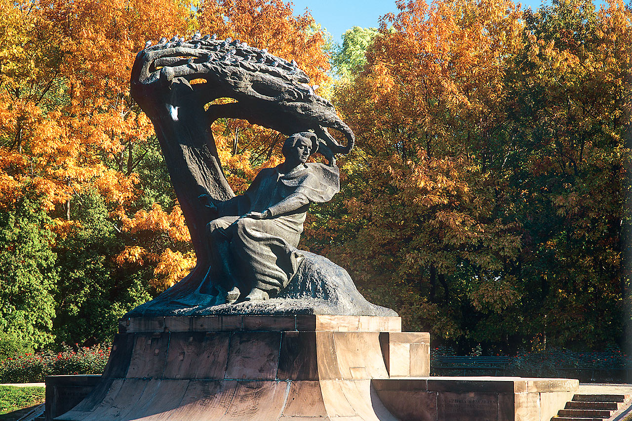Chopin-statyn i Lazienki-parken